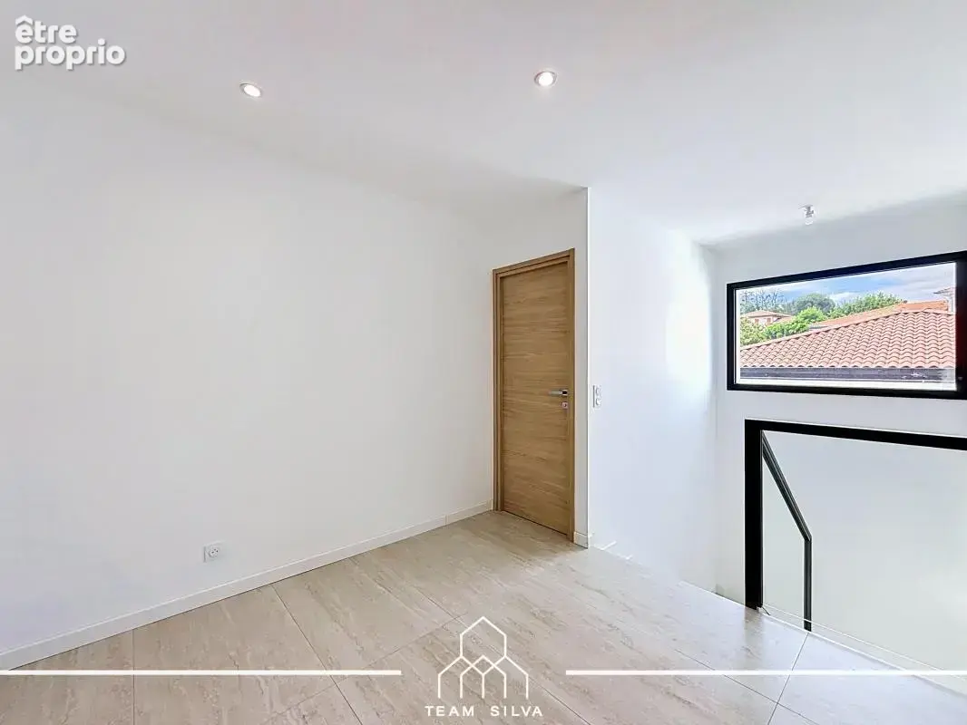Maison 140 m² à Simandres  - photo 28