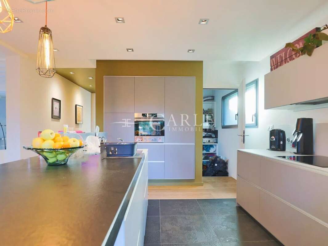 Maison à BOURGOIN-JALLIEU