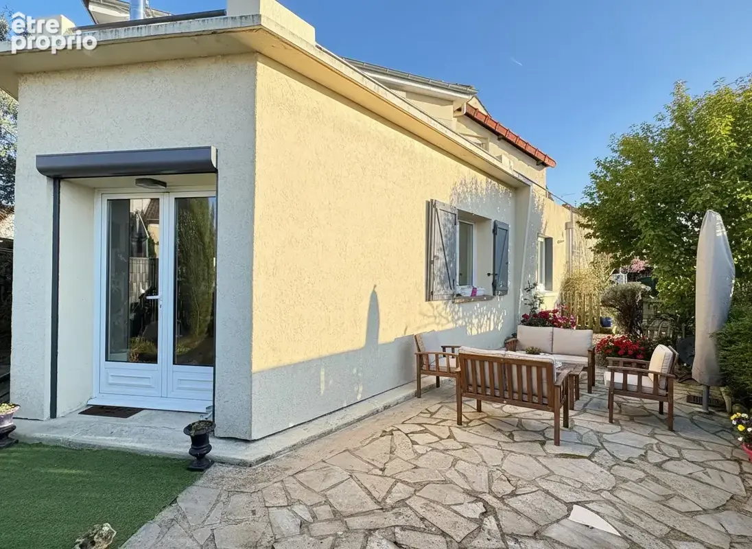 Jolie maison au cœur de la ville d'Ormesson - photo 9