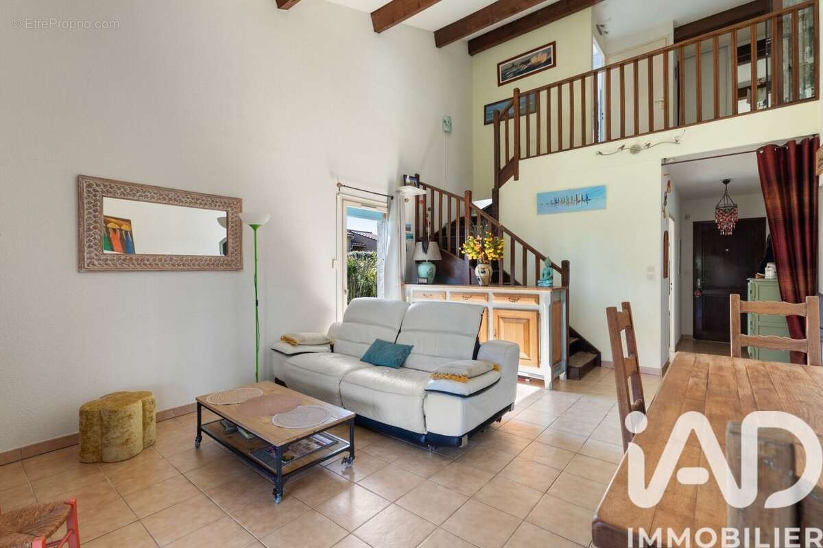 Photo 3 - Maison à MOUANS-SARTOUX