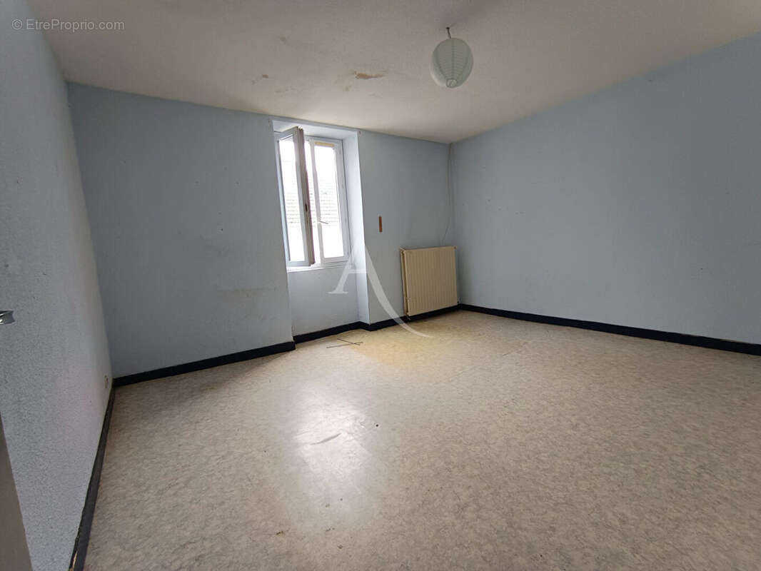 Maison à FOURCHAMBAULT