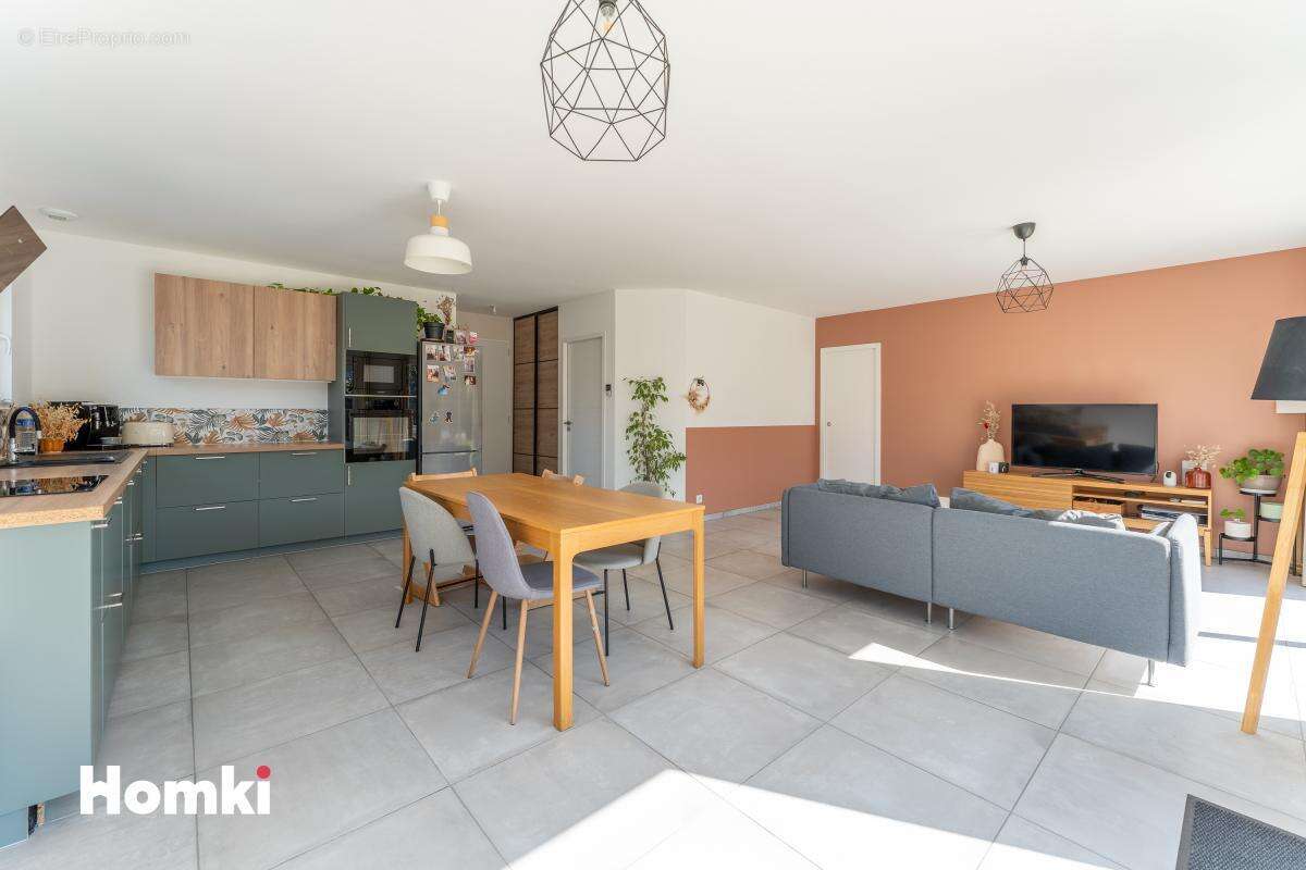 Maison à VILLENAVE-D'ORNON