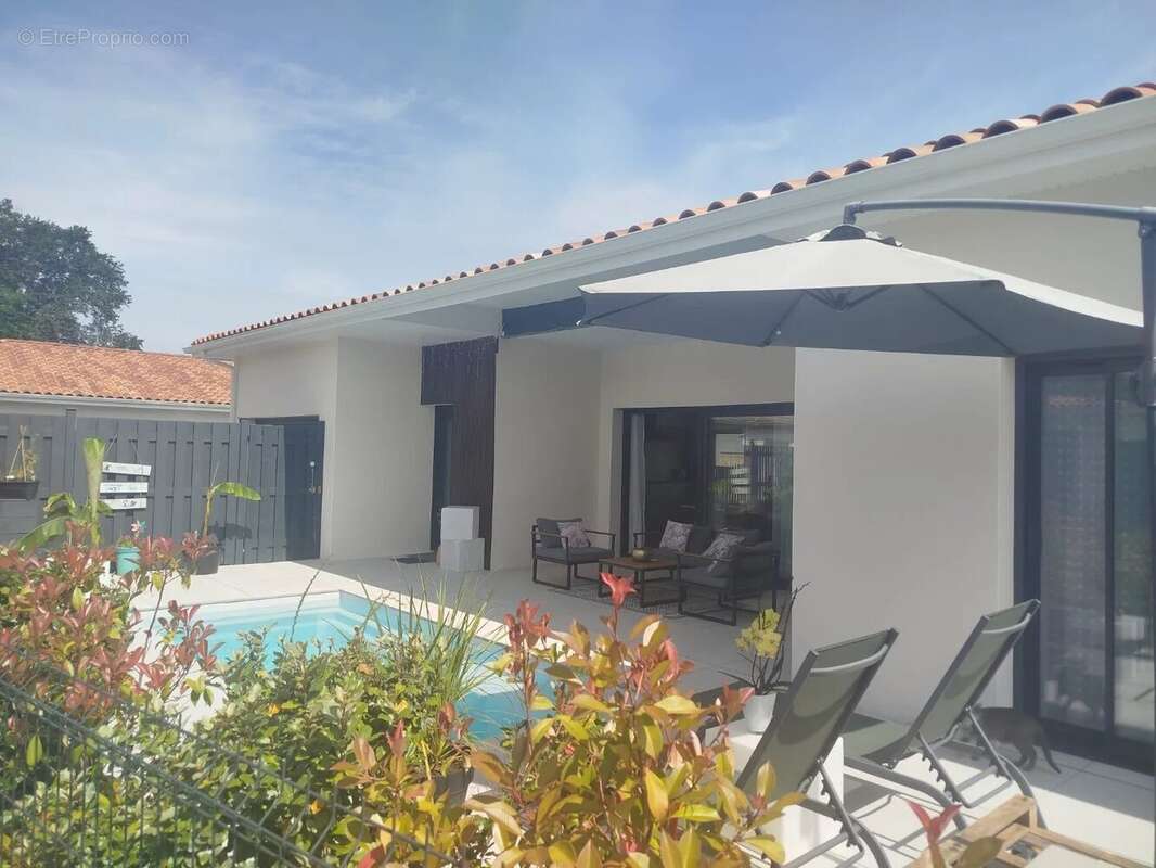 Maison à NARROSSE