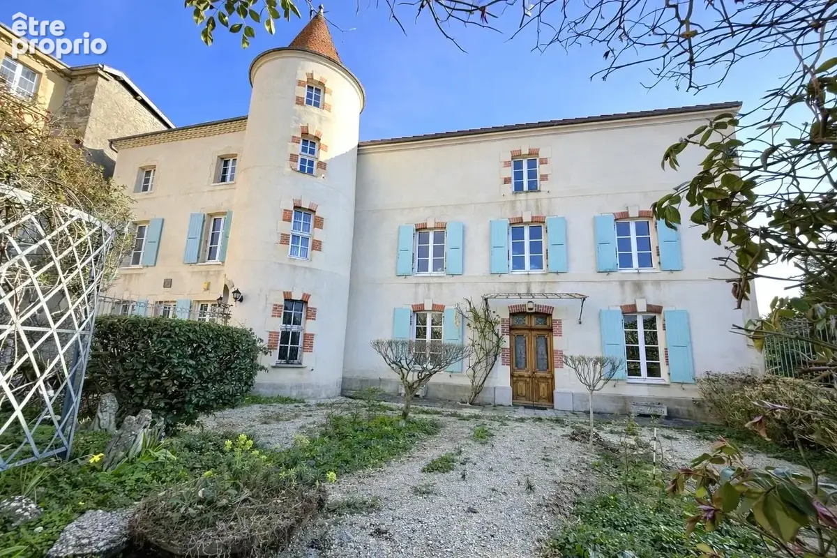 Maison à LE GRAND-SERRE