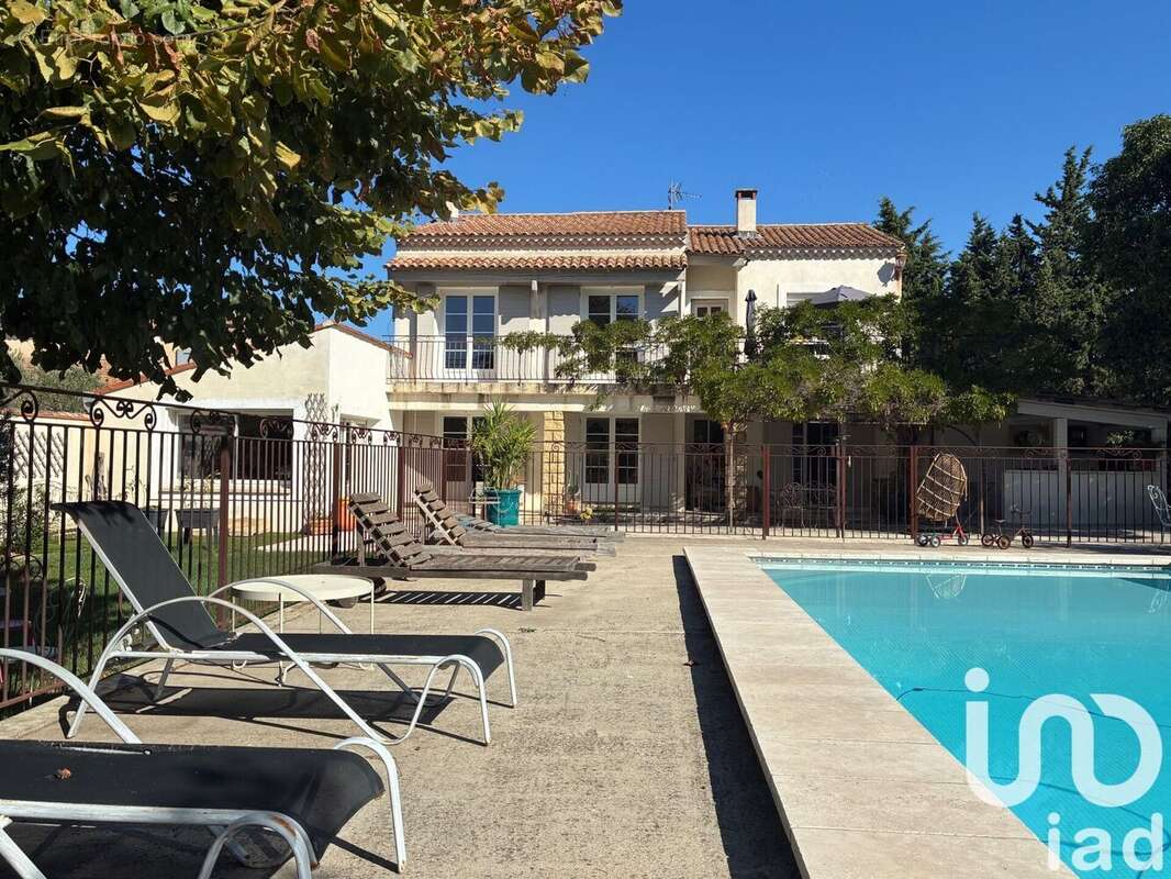 Photo 2 - Maison à MORIERES-LES-AVIGNON