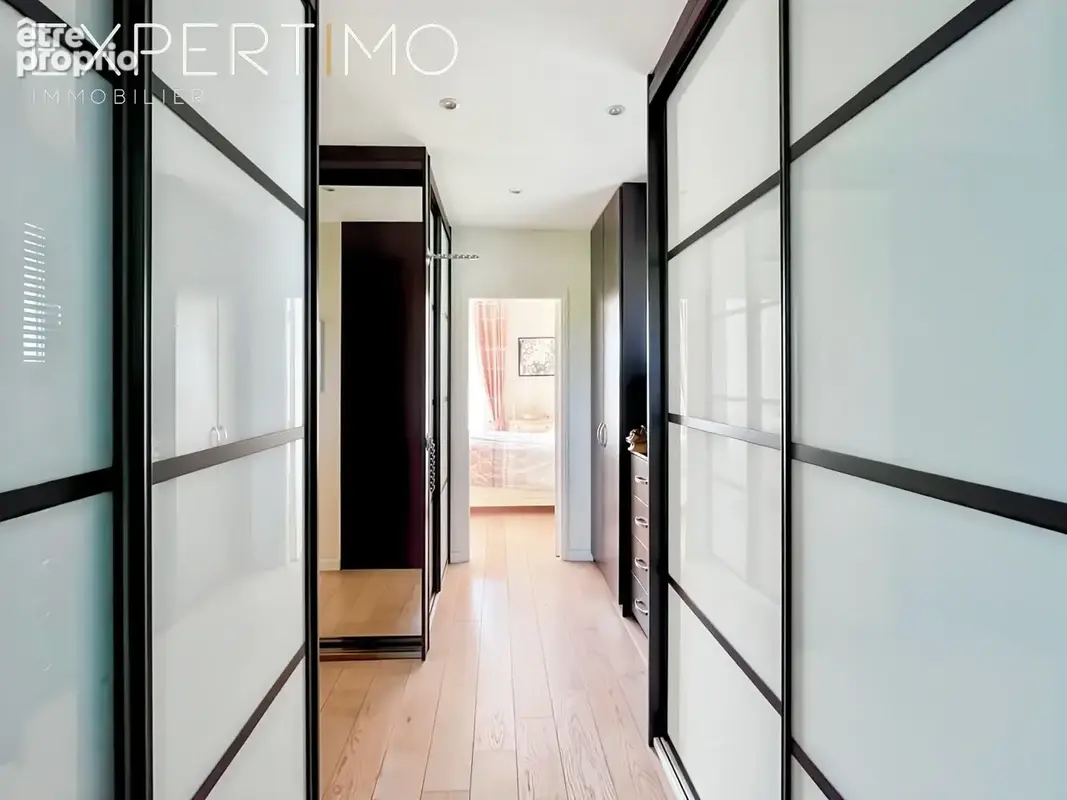Propriete de caractere haut de gamme de 326 m2 aux volumes exceptionnels - photo 16