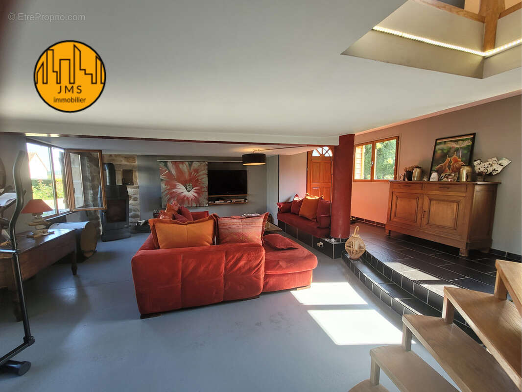 Maison à SAINT-HILAIRE