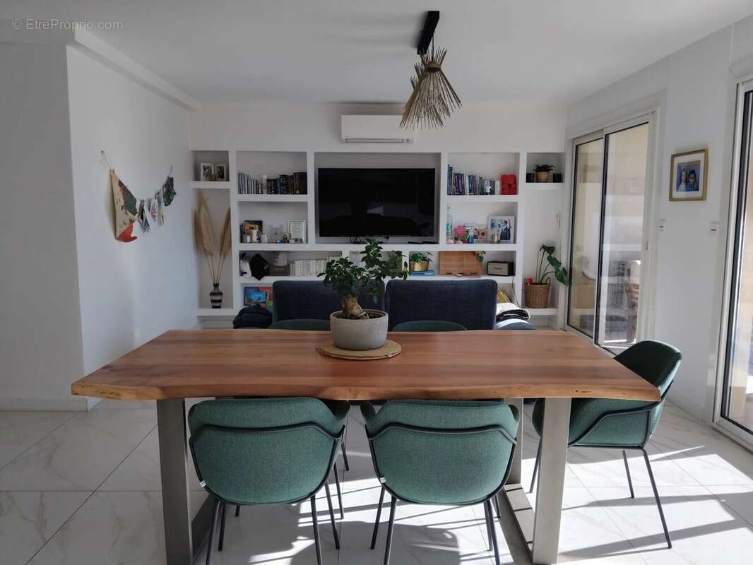 Appartement à MARSEILLE-9E