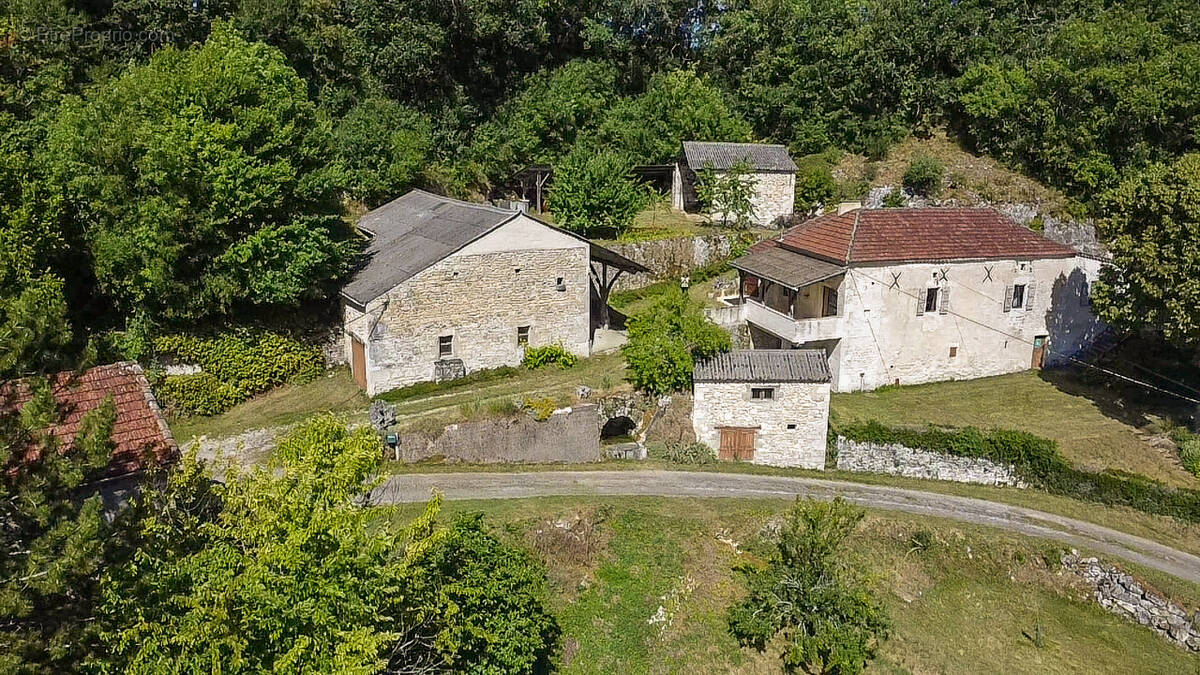 Maison à BAGAT-EN-QUERCY
