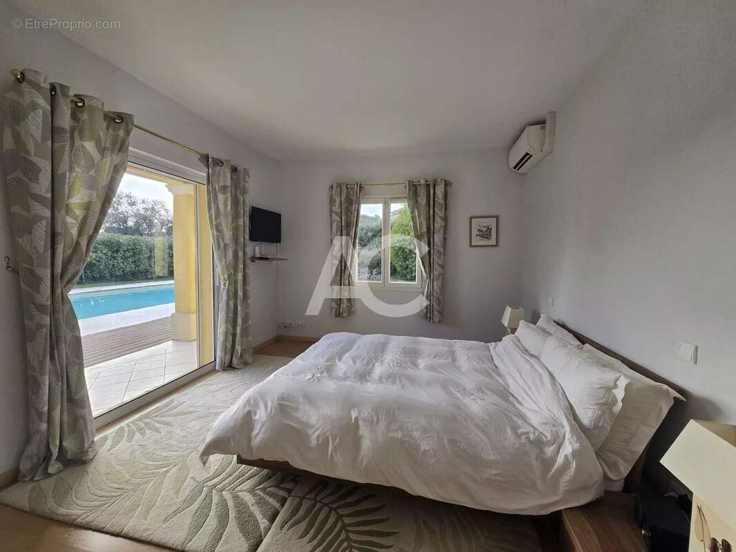 Maison à ANTIBES