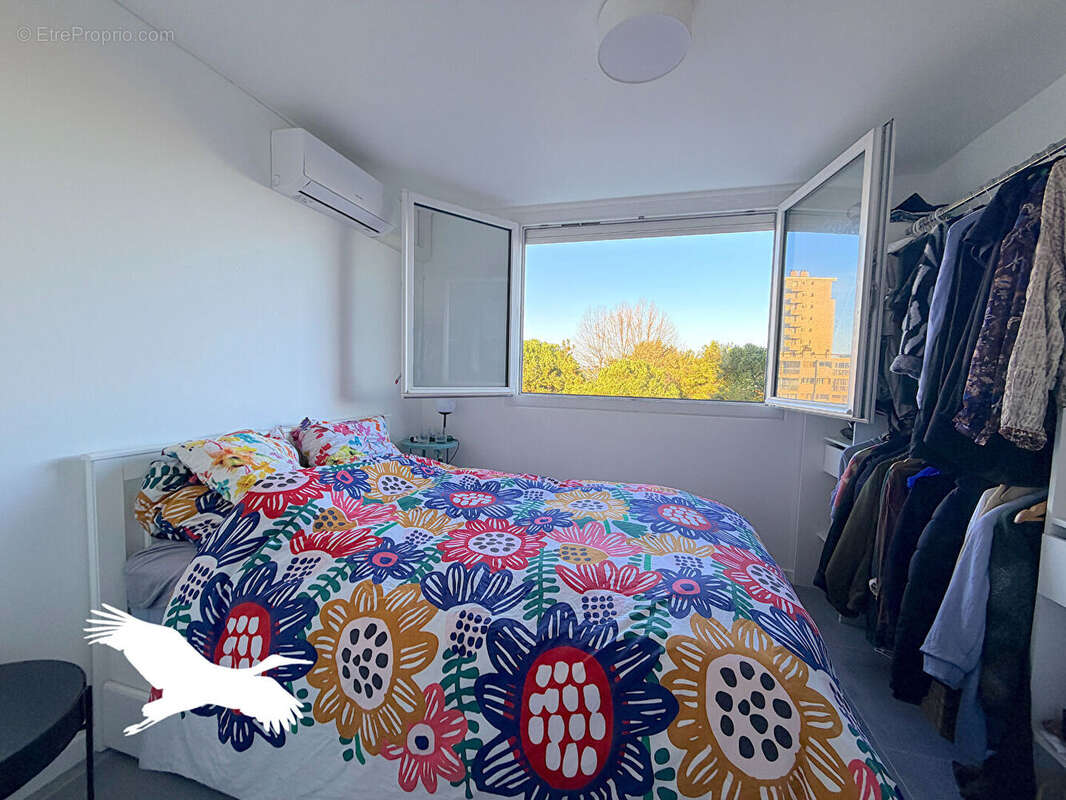 Appartement à MARSEILLE-4E