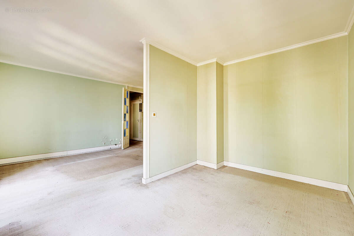 Appartement Paris 4 pièce(s) 67 m2 - photo 11