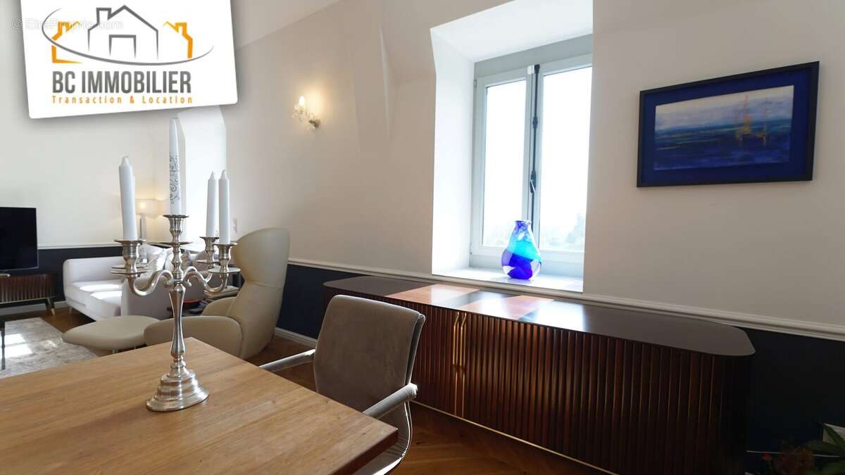 Appartement à CHEVRY