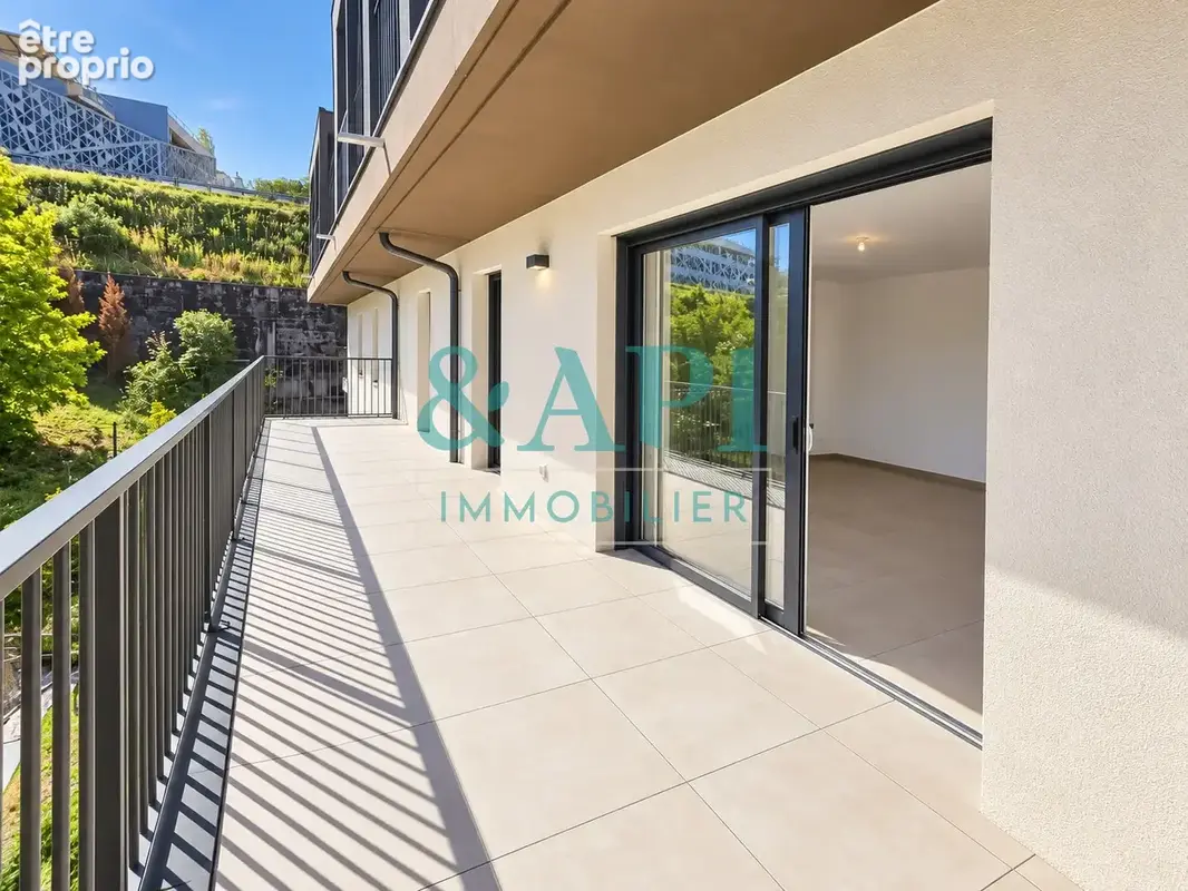 Appartement à EVIAN-LES-BAINS