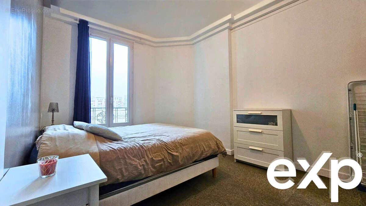Appartement à CLICHY