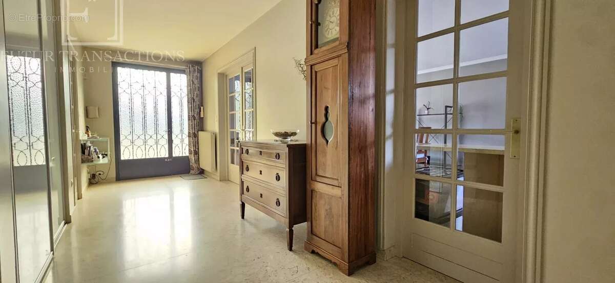 Maison à COLOMBES