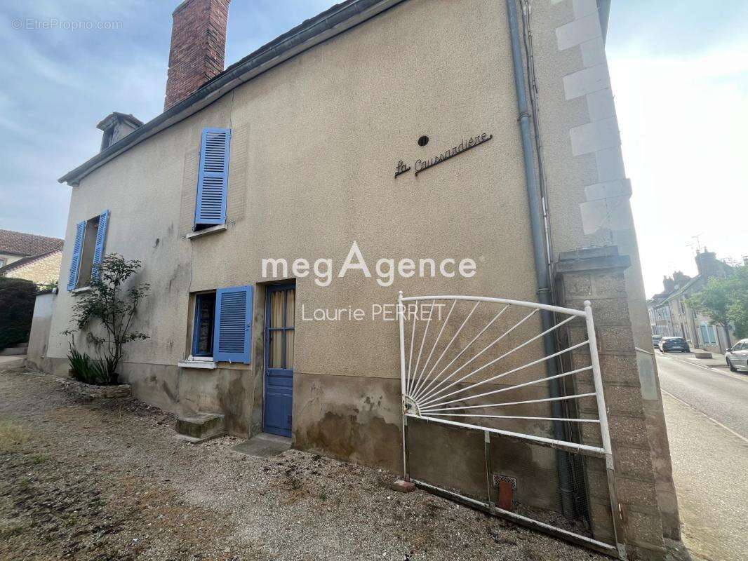 Maison à SEIGNELAY