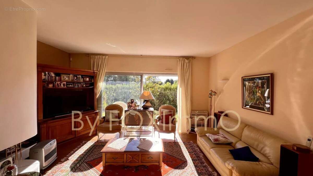 Maison à LA COLLE-SUR-LOUP