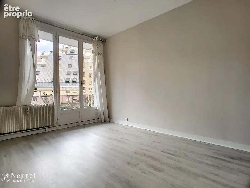 Bergson t3 + garage + balcon - photo 5