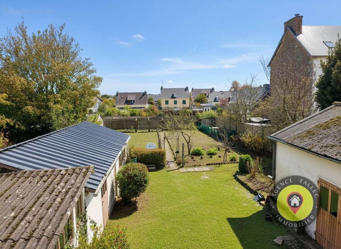 Maison à PLESSIX-BALISSON