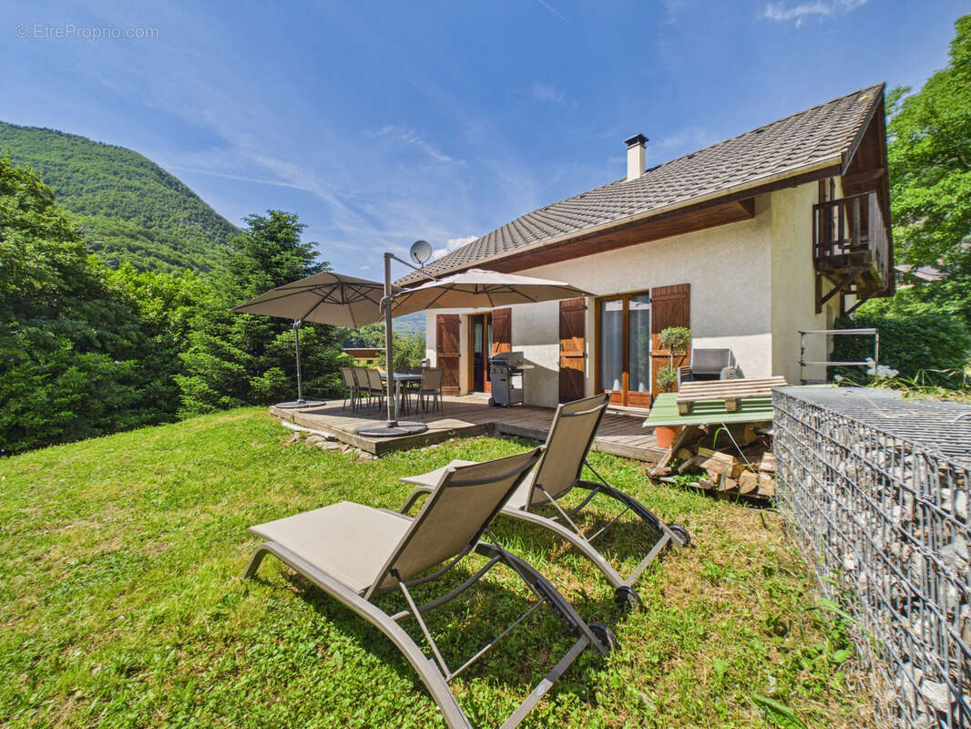 Maison à EPIERRE