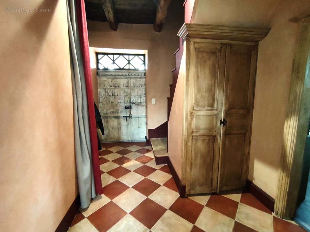 Maison à MONTCUQ