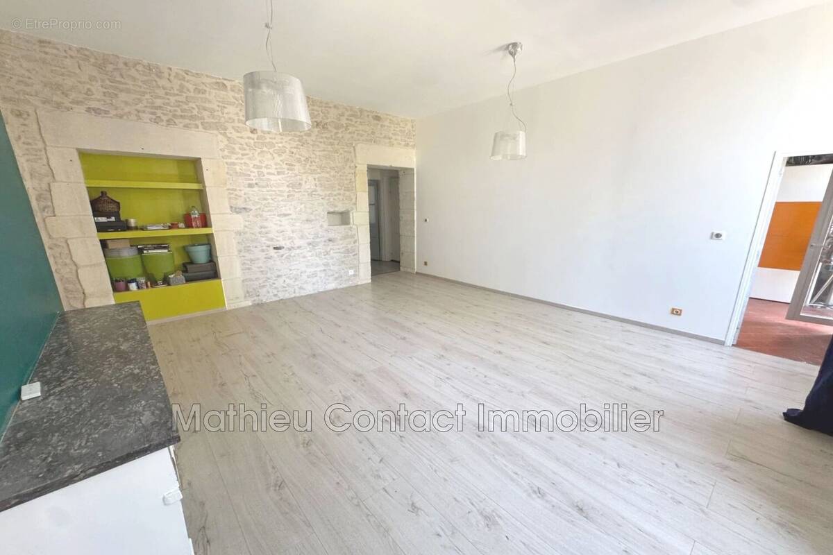 Appartement à NIMES