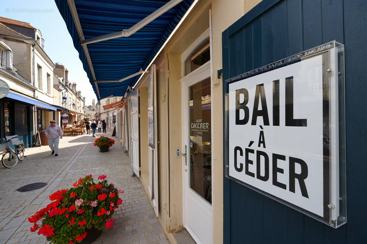 Commerce à LA ROCHELLE