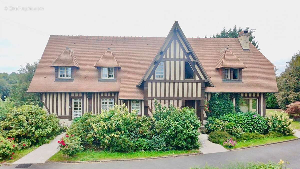 Maison à PONT-L'EVEQUE