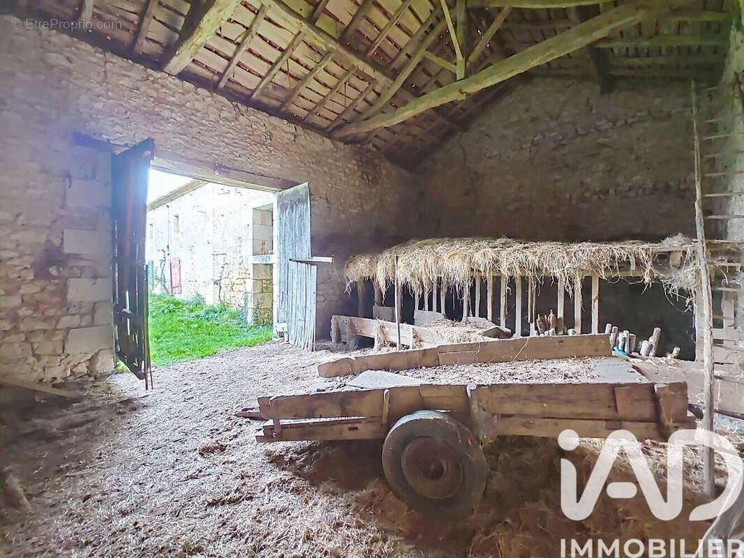 Photo 6 - Maison à SAINT-GERMAIN-DE-MONTBRON