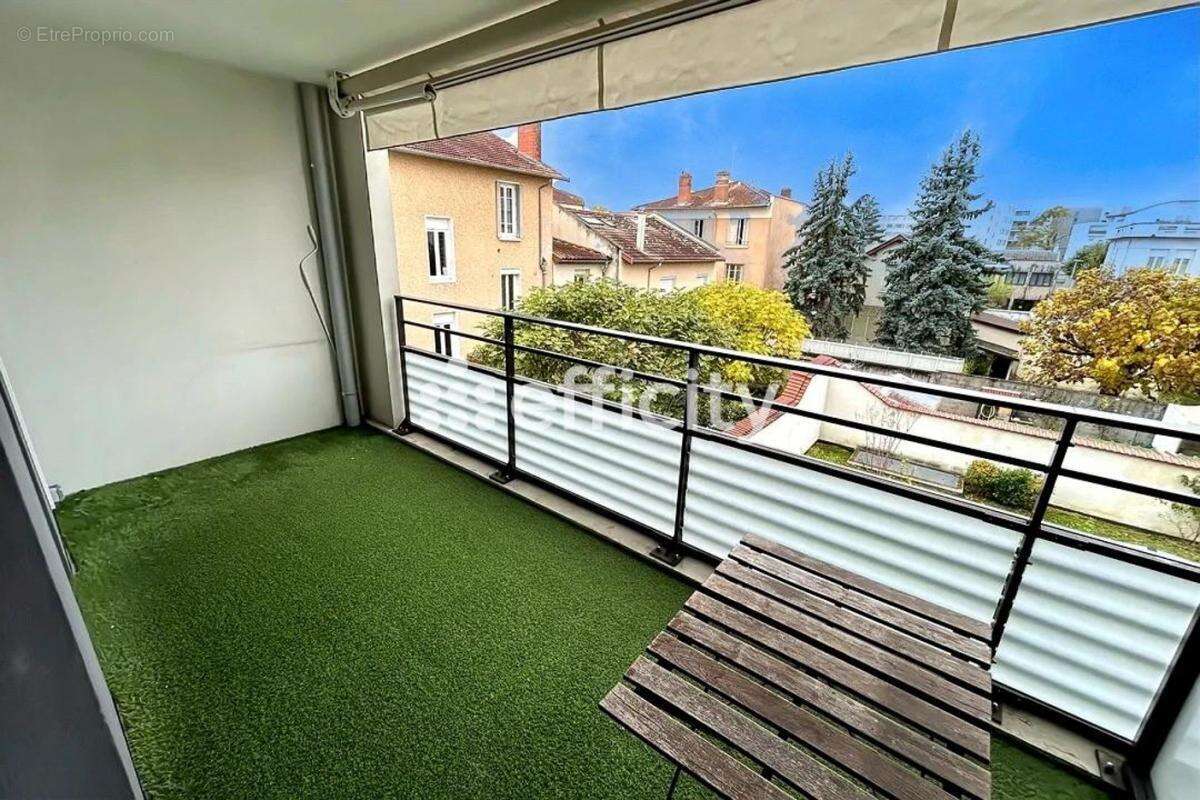 Appartement à VILLEURBANNE