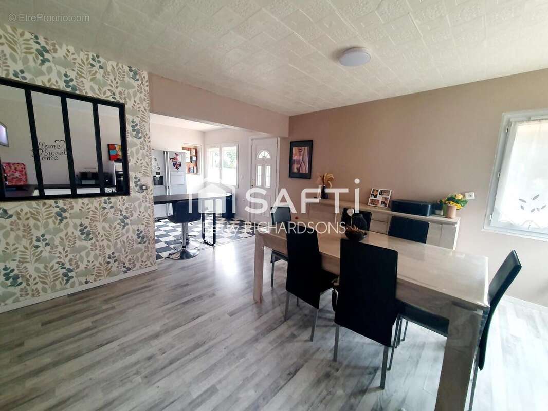 Photo 7 - Maison à MERICOURT