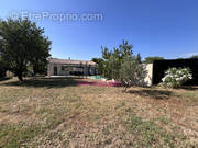 Maison à LA ROQUE-SUR-PERNES