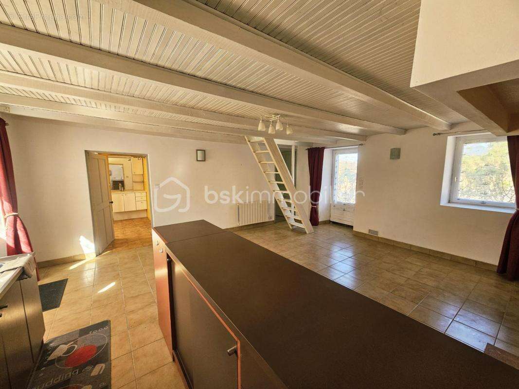 Maison en pierres 90m² - 4 chambres avec jardin Sud et dépendances - Saint-Dolay - photo 5