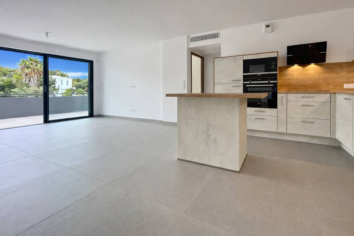 Appartement à SAINT-RAPHAEL
