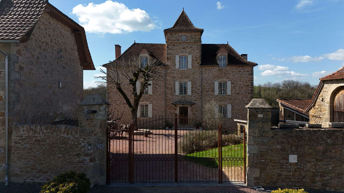 Maison à CAUSSE-ET-DIEGE