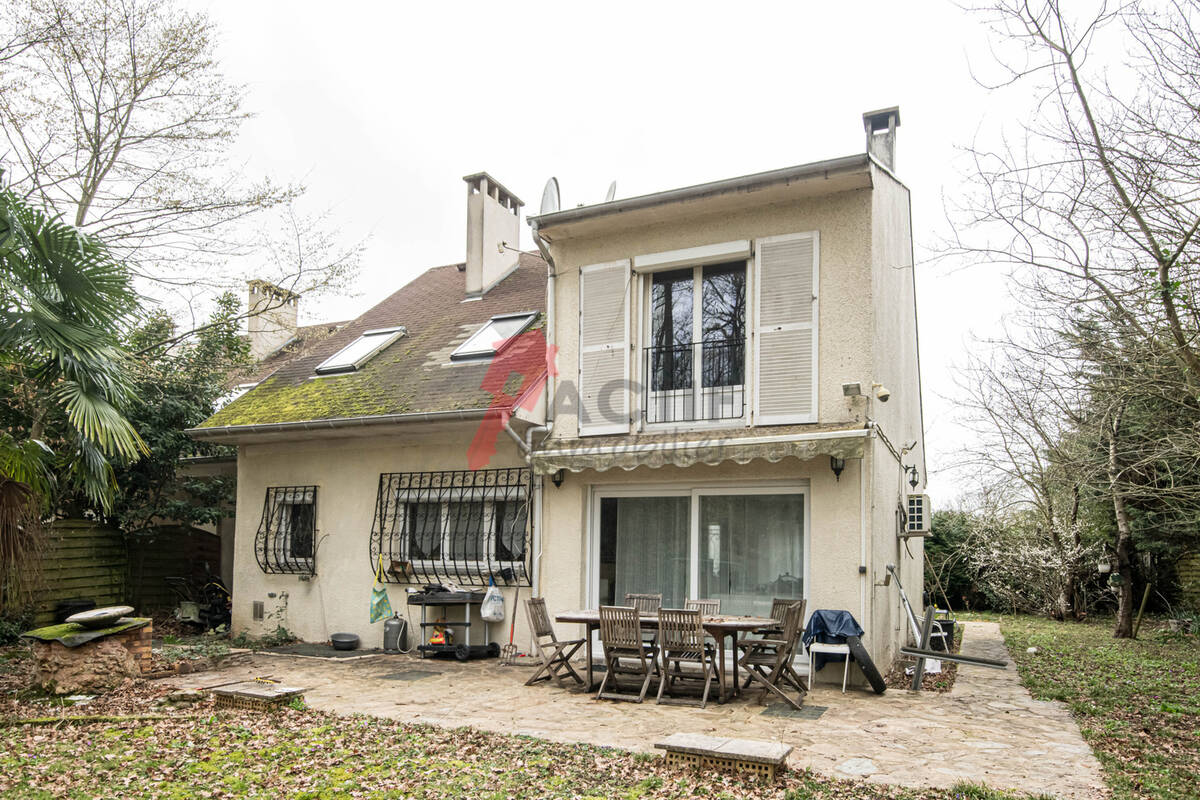 Maison à RIS-ORANGIS