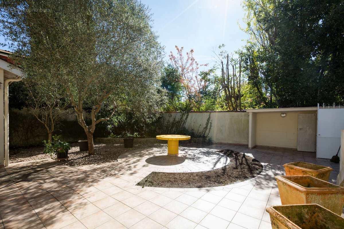 Appartement à LE BOUSCAT