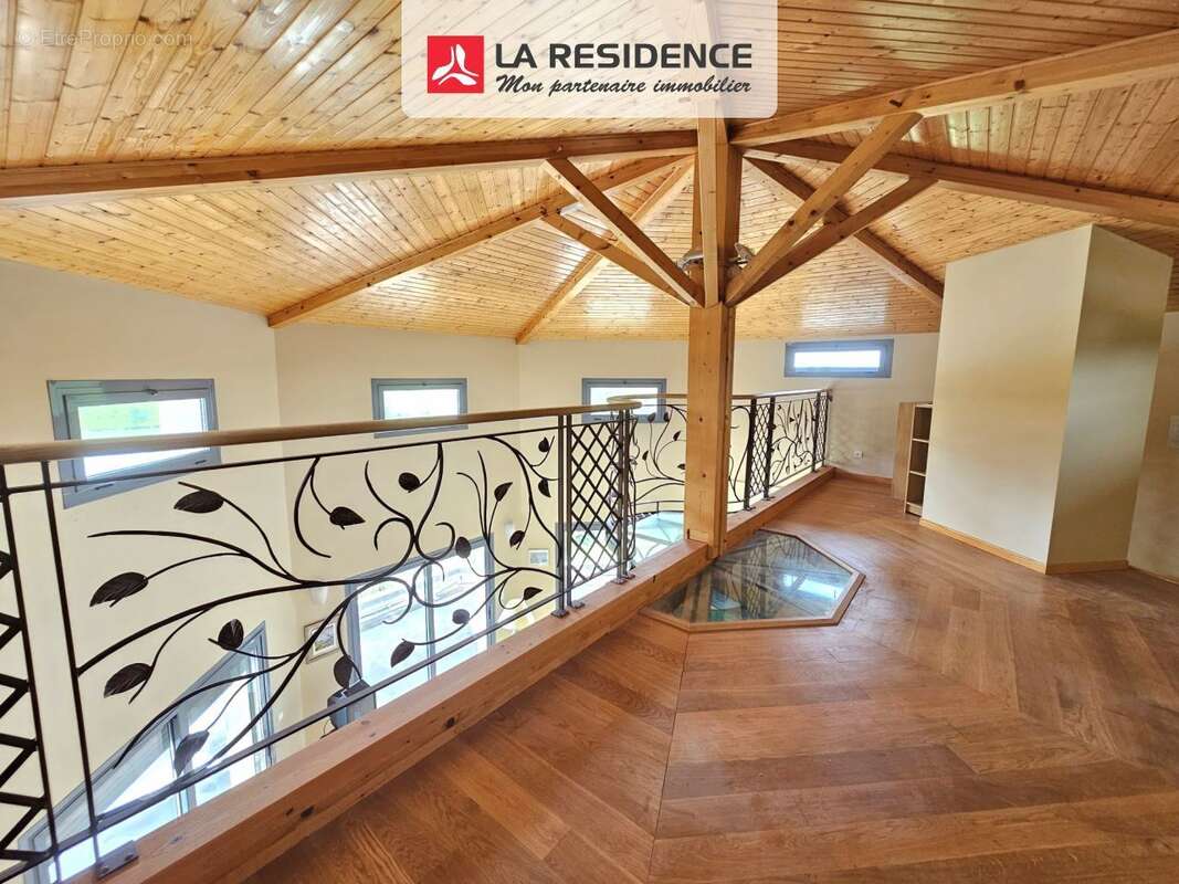 Maison à SOUAL