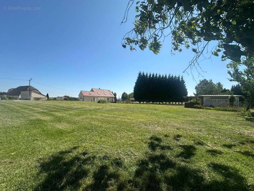 Libre de constructeur - Terrain à MONTHENAULT