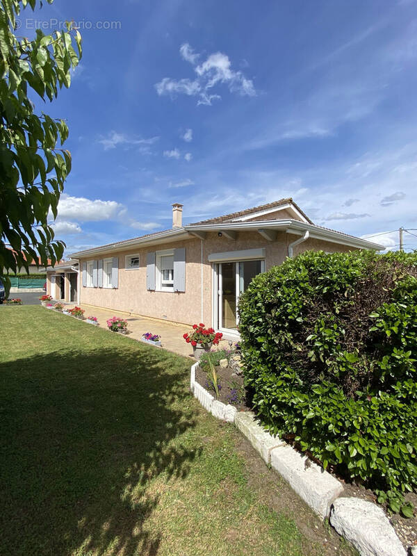 Maison à BONSON