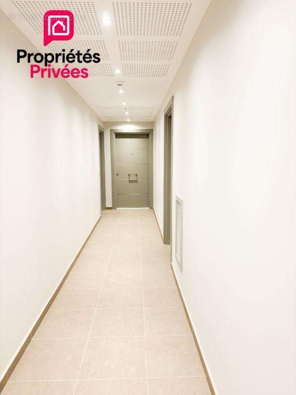 Appartement à BEAUSOLEIL