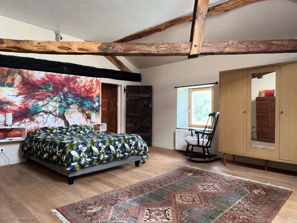 Maison à SAUZE-VAUSSAIS