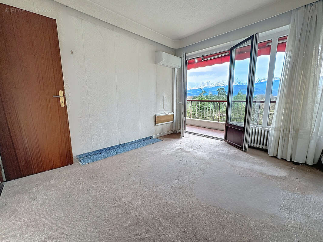 Appartement à ECHIROLLES