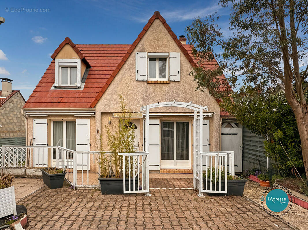 Maison à VILLABE
