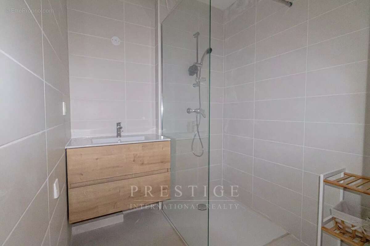 Maison à LA GARDE-FREINET