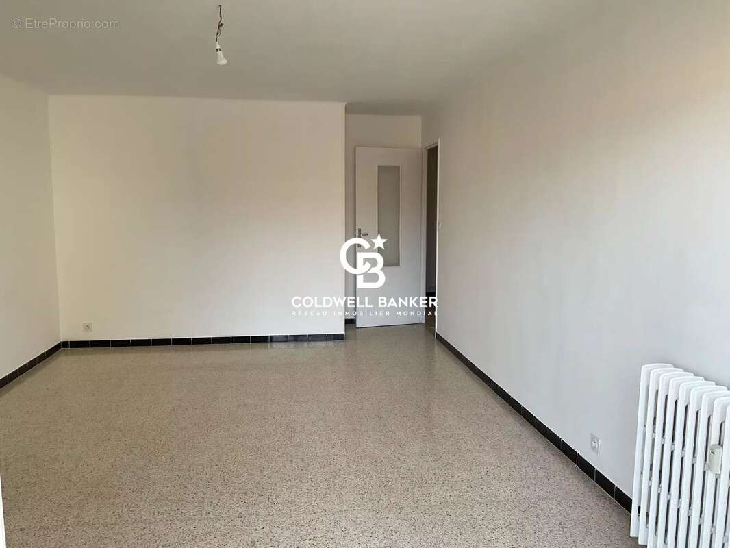 Appartement à HYERES