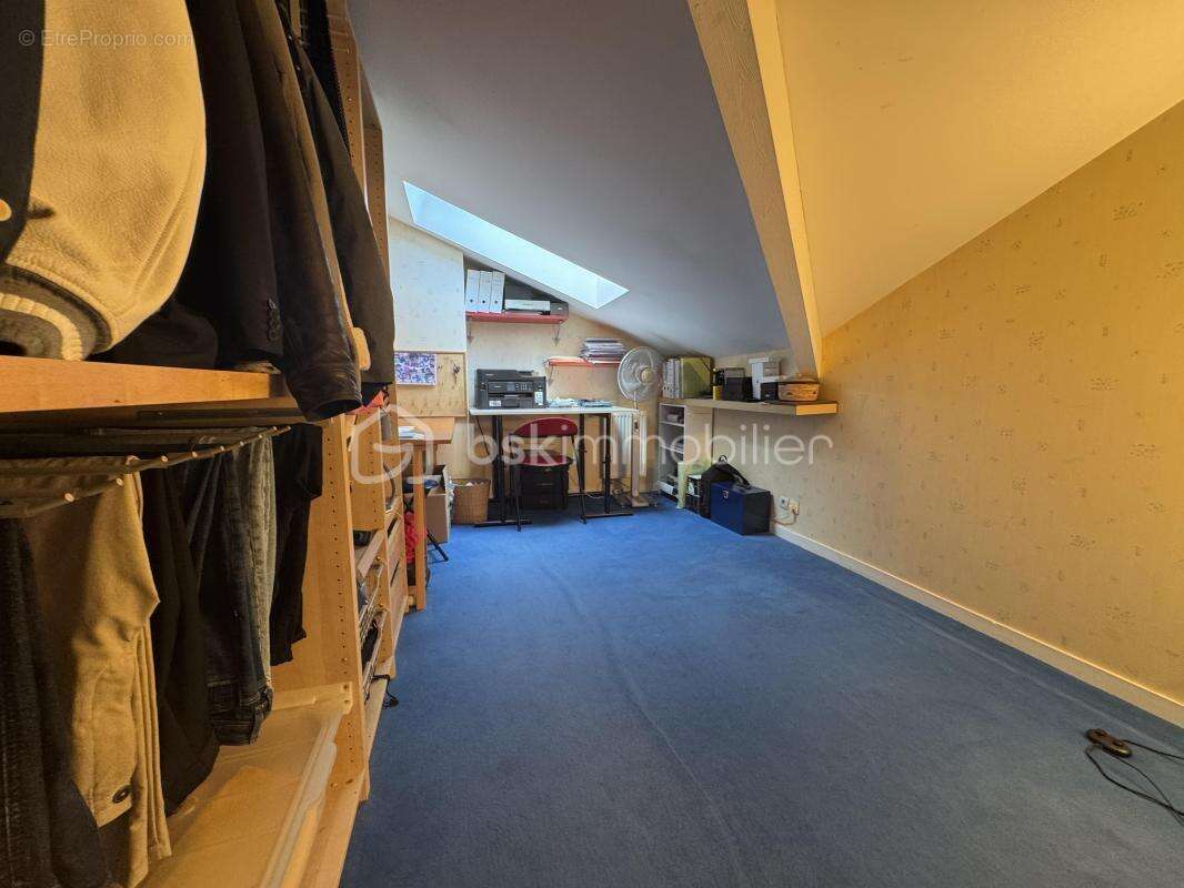 Appartement à MAGNY-LE-HONGRE