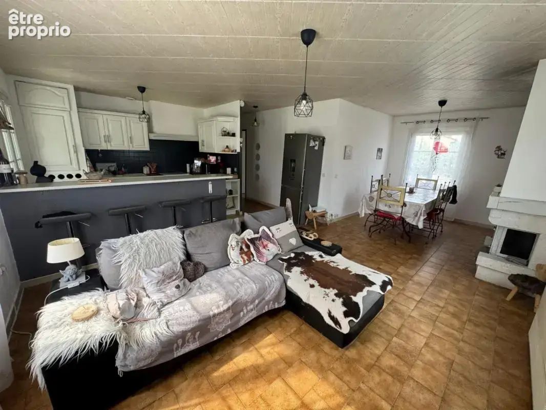 Vente Maison de Plain-Pied T5-4 avec Piscine et Garages – Peyruis (04) - photo 14