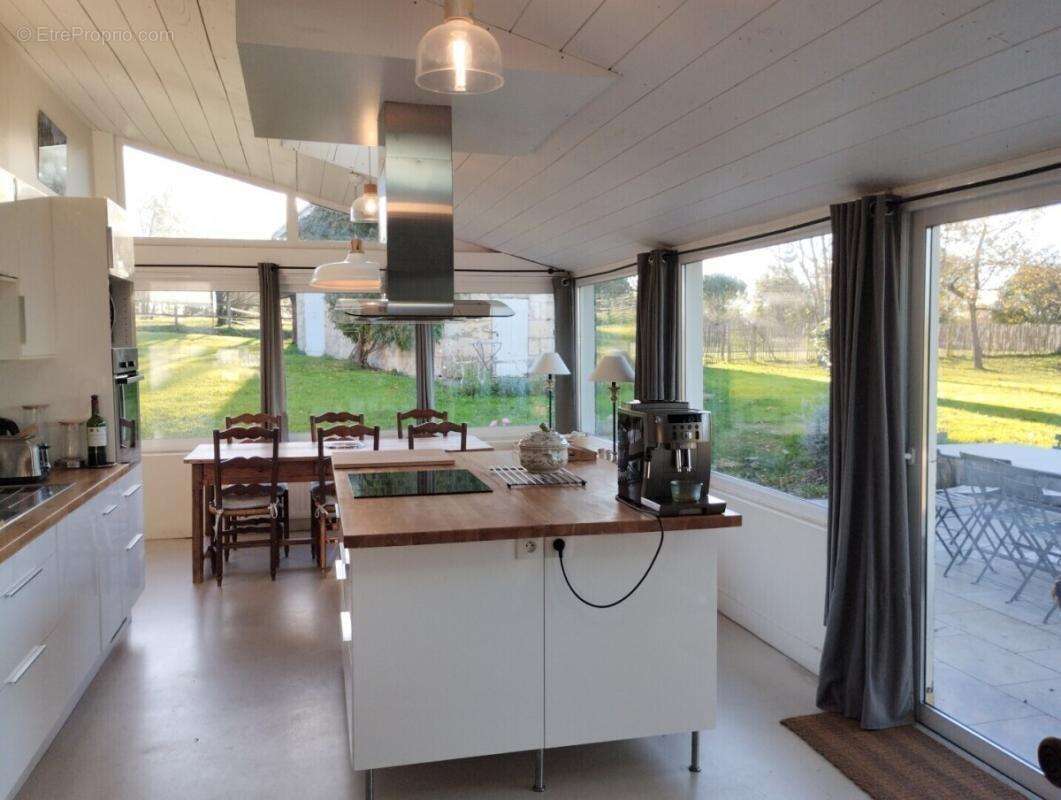 Maison Bordeaux rive droite, 193m² sur 1,9 ha de terrain - photo 7